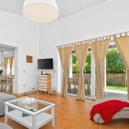 Βίλα Samanta With Private Pool & Vineyard Views Momjan