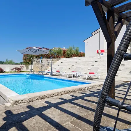 Villa Samanta With Private Pool & Vineyard Views * Momjan