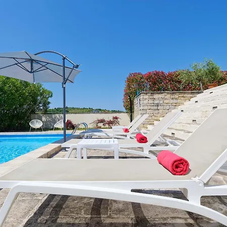 Villa Villa Samanta With Private Pool & Vineyard Views