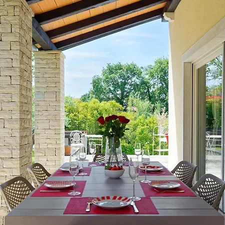 Villa Samanta With Private Pool & Vineyard Views Villa