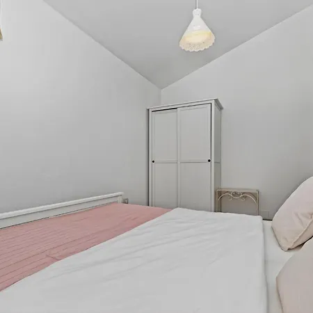 Samanta With Private Pool & Vineyard Views *